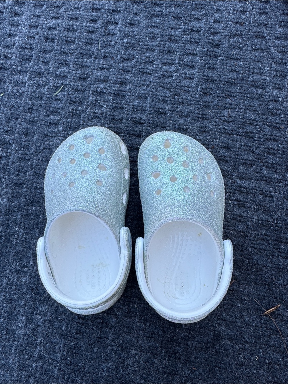 Toddler crocs